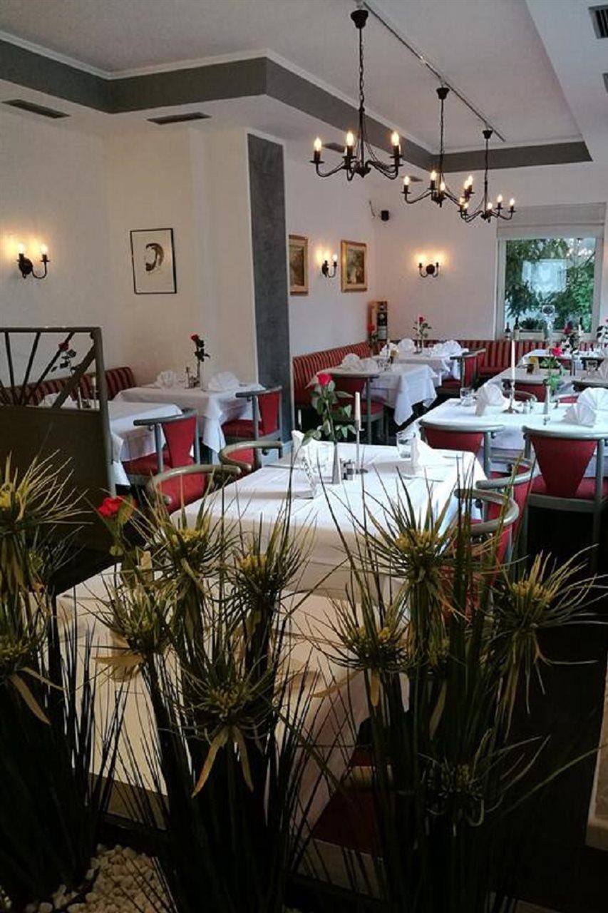 Hotel Apartments Restaurant Cala Luna Marburg Экстерьер фото